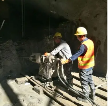 高埗镇水下抗分散灌浆料特点 水下不分散注浆料介绍